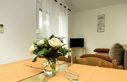 Drage Apartment | Apartment Dondo by Interhome
