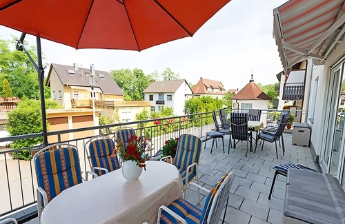 Bad Bellingen Apartment | Apartment 'Doppelzimmer Zuzüglich Schlafraum' with Private Terrace and Wi-Fi
