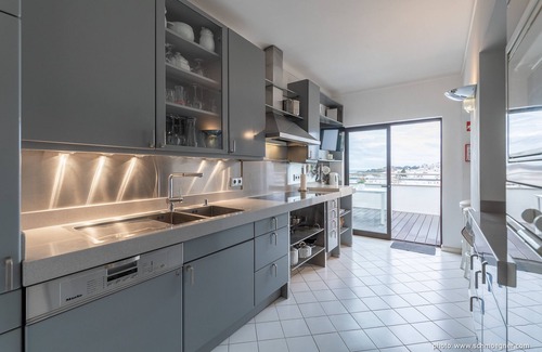 Albufeira Apartment | APARTMENT DOROTHEA WITH DREAMY SEA VIEW CENTER CENTER - 200m FROM THE BEACH