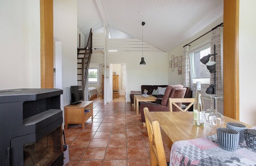 Simonsberg Apartment | Apartment 'Drybarg' with Private Terrace, Private Garden and Wi-Fi