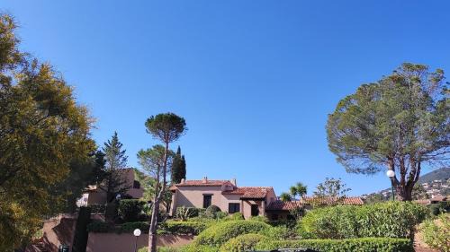 Theoule-Superieur Apartment | Apartment du Pic de l 'Ours