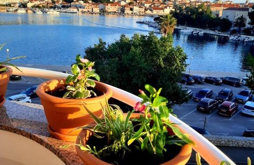 Trogir Apartment | Apartment Duje Trogir-centre-free parking-sea view