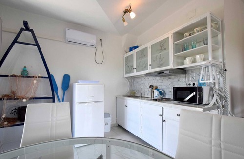 Gabonjin Apartment | Apartment Dunja 2 with Balcony