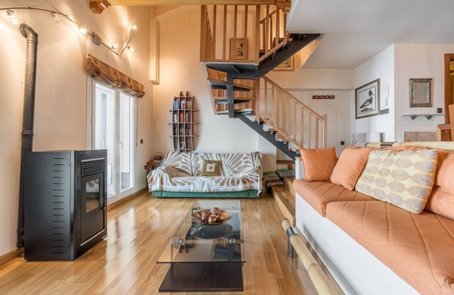 Pradollano Apartment | Apartment 'Duplex 13D' with Mountain View and Private Terrace