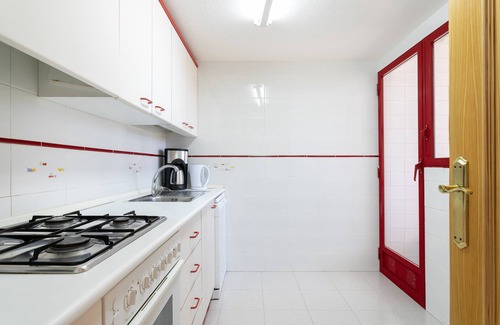 Coveta Fuma Apartment | Apartment 'Duplex Sorolla' with Sea View, Wi-Fi and Air Conditioning