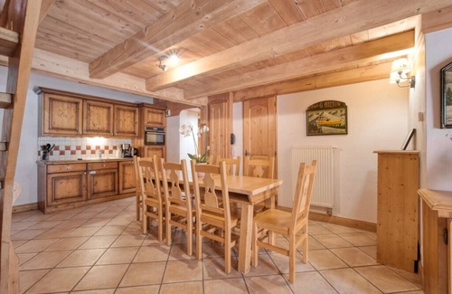 Val Claret Ski Chalet | Apartment Ecrin 426 - Tignes Val Claret - 10 people - Balcony with mountain view