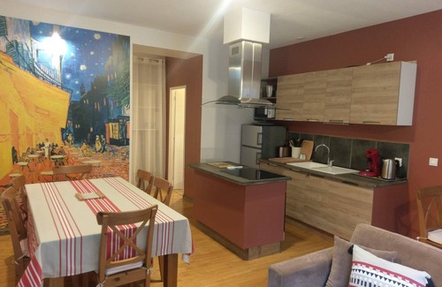 Eaux-Bonnes Apartment | Apartment-Ensuite with Bath-Cannelle