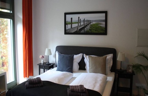 Zentrum-Sued Apartment | Apartment-Ensuite with Shower-Terrace near Bayerischer