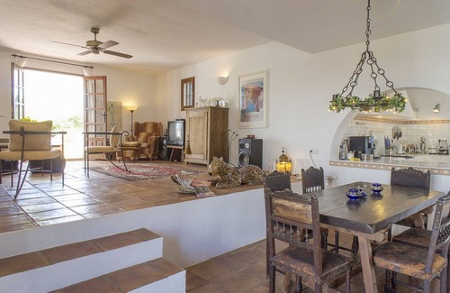 Santa Eulalia del Rio House | Apartment with beautiful garden and pool
