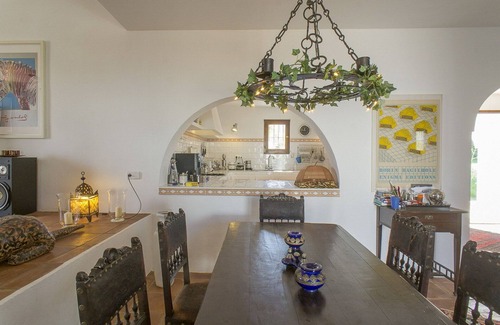 Santa Eulalia del Rio House | Apartment with beautiful garden and pool