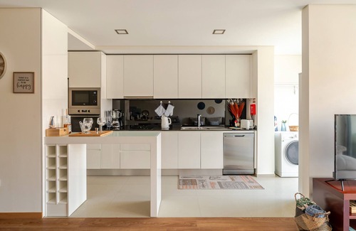 Apulia Apartment | Apartment 'Estrelinha Do Mar' with Shared Pool, Wi-Fi and Air Conditioning