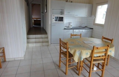 Arzon Apartment | Apartment F 3 sea views and direct beach and ocean access
