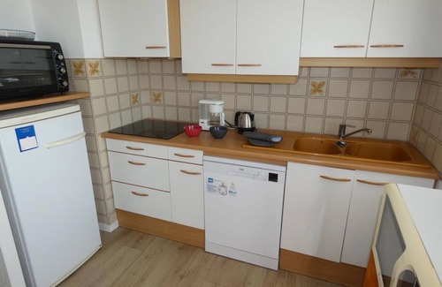 Notre-Dame-de-Monts Apartment | Apartment for 6 people, 10m from beaches, pets allowed, parking