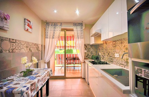 Antibes Apartment | Apartment F4 with pool and tennis 2 steps from the beaches
