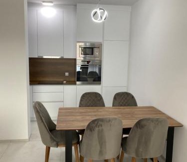 Komoran Apartment | Apartment Fauna in center, Gjilan