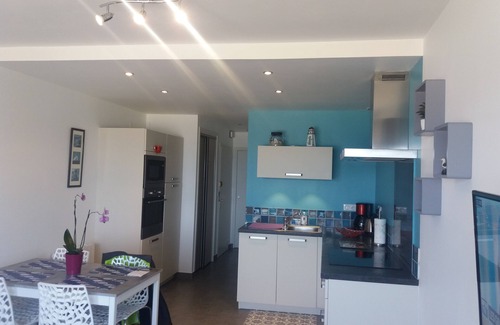Perros-Guirec Apartment | APARTMENT FEET IN THE WATER SEA 15 METERS WIFI PANORAMIC VIEW
