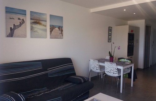 Perros-Guirec Apartment | APARTMENT FEET IN THE WATER SEA 15 METERS WIFI PANORAMIC VIEW