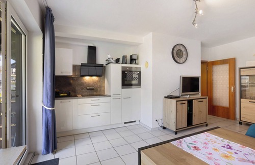 Stryck Apartment | Apartment 'Ferienwohnung Schanze Willingen' with Shared Garden, Balcony and Wi-Fi