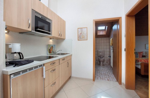 Bad Bellingen Apartment | Apartment 'Ferienwohnung 5' with Balcony and Wi-Fi