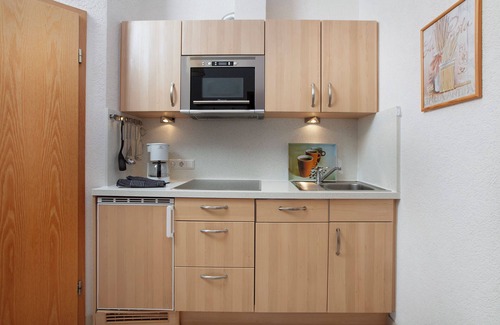 Bad Bellingen Apartment | Apartment 'Ferienwohnung 5' with Balcony and Wi-Fi