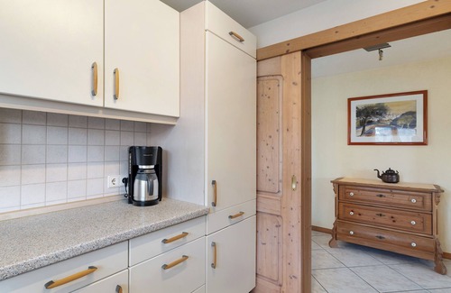 Obersasbach Apartment | Apartment 'Ferienwohnung Landhaus' with Private Terrace, Shared Garden and Wi-Fi
