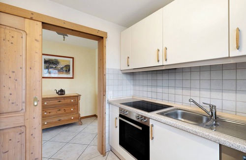 Obersasbach Apartment | Apartment 'Ferienwohnung Landhaus' with Private Terrace, Shared Garden and Wi-Fi
