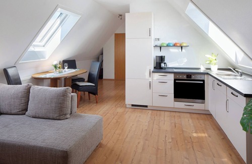 Burkheim Apartment | Apartment 'Ferienwohnung Trogus' with Private Terrace and Wi-Fi