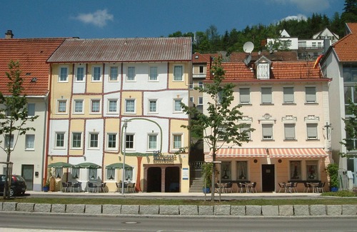 Albstadt Apartment | Apartment 'Ferienwohnung 202' with Shared Garden and Wi-Fi