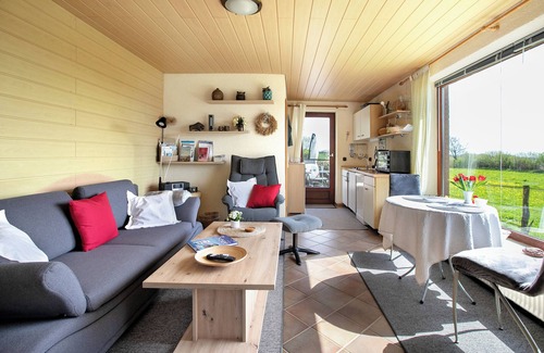 Oersberg Apartment | Apartment 'Ferienwohnung Kilian' with Private Terrace, Private Garden and Wi-Fi