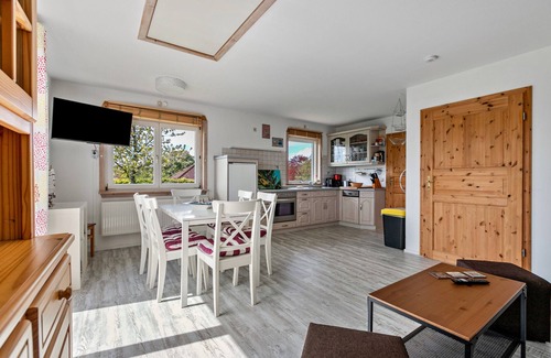 Saustrup Apartment | Apartment 'Ferienwohnung Joerrick' with Private Terrace, Private Garden and Wi-Fi