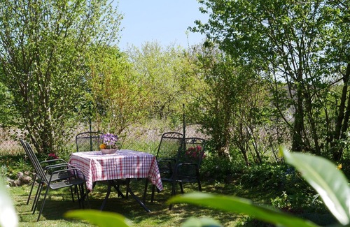 Schmilau Apartment | Apartment 'Ferienwohnung Schmilau' with Private Garden, Balcony and Wi-Fi