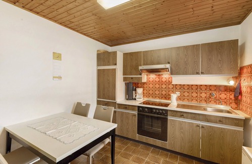 Schotten Apartment | Apartment 'Ferienwohnung Wallisch' with Private Terrace, Private Garden and Wi-Fi