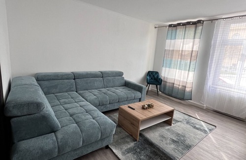 Gera Apartment | Apartment 'Ferienwohnung Am Theaterplatz' with Wi-Fi