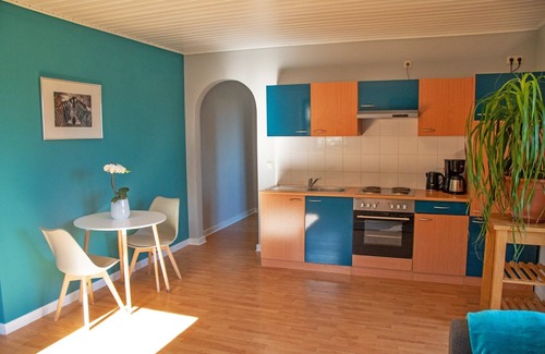 Eltmann Apartment | Apartment 'Ferienwohnung Maintalblick' with Private Terrace, Private Garden and Wi-Fi