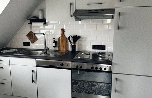 Schweiburg Apartment | Apartment 'Ferienwohnungbykatha' with Wi-Fi