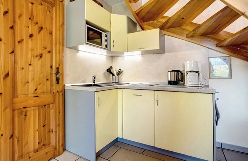 Wieck auf dem Darss Apartment | Apartment 'Fewo 14 - Halbinsel Darss - Ostsee' with Private Terrace, Shared Garden and Wi-Fi