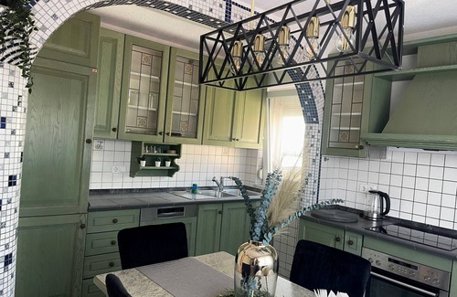 Waggershausen Apartment | Apartment 'Fewo Lago Di Costanza 2' with Private Garden, Balcony and Wi-Fi
