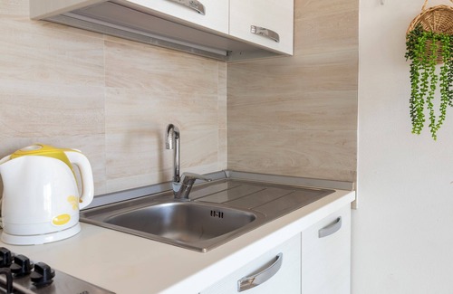 Trinita d'Agultu e Vignola Apartment | Apartment First of Loft with Wi-Fi, A/C & Balcony