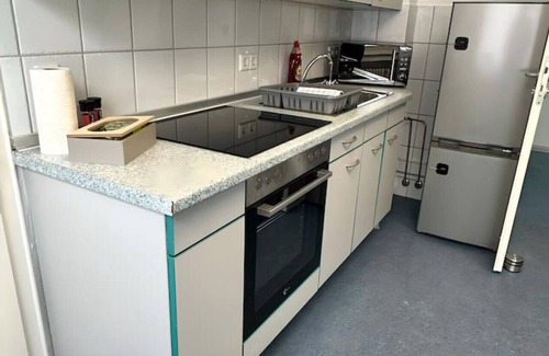Nordhorn Apartment | Apartment Flixi III - Doppelzimmer für Zwei Personen mit Gemeinschaftsflächen
