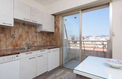 Le Suquet Apartment | Apartment FOOT IN THE WATER 60M2 - 1 bedroom- Garage