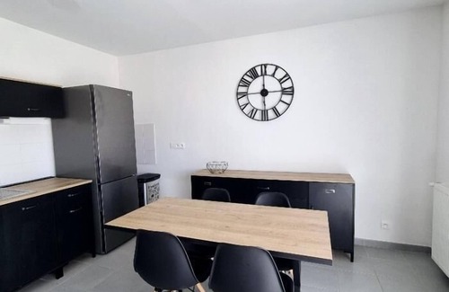 Fouras Apartment | Apartment for 2 - South terrace