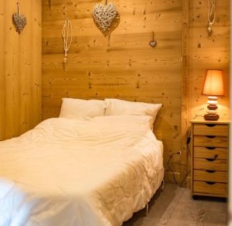 Albiez-le-Vieux Apartment | Apartment for 4 - 6 people in Albiez-Montrond