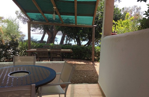 Favone Apartment | Apartment for 4 people on the ground floor, sea view, direct access to the beach