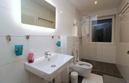 Frohnhausen Apartment | Apartment for 4 guests with 53m² in Essen (127806)