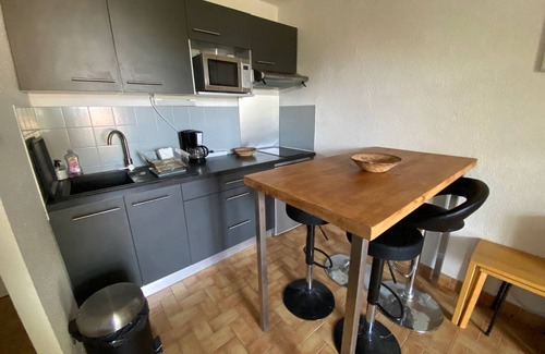 La Franqui Apartment | Apartment for 4 people, near beach, parking, terrace, shops nearby