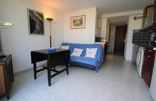 Port Cogolin Apartment | Apartment for 4 people in a residence with a pool in Port Cogolin