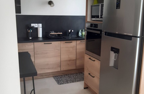 Royan Apartment | Apartment for 4 people Patio terrace 400 m from the beach Quartier du Parc