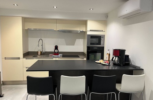 Frejus Apartment | Apartment for 4 with garden - near park