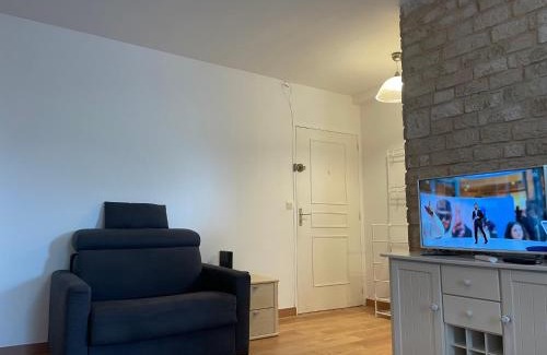 Epinay-sur-Seine Apartment | Apartment