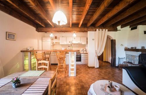 Dombasle-devant-Darney Apartment | Apartment in Darney with Meadow Views, cleaning included